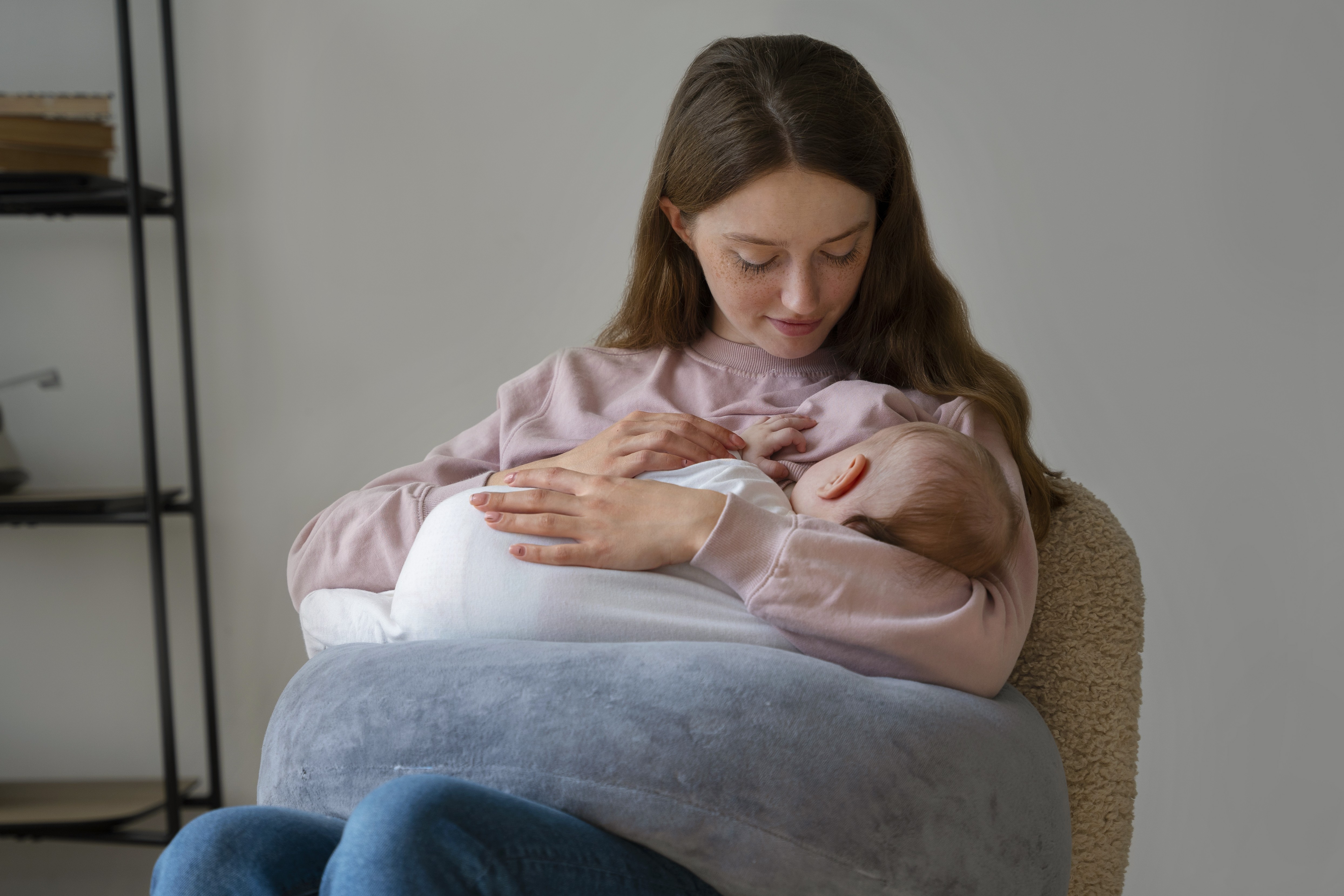 tanda cukup ASI, cara mengetahui ASI cukup, ASI untuk bayi, frekuensi BAK bayi, Bunda, si Kecil